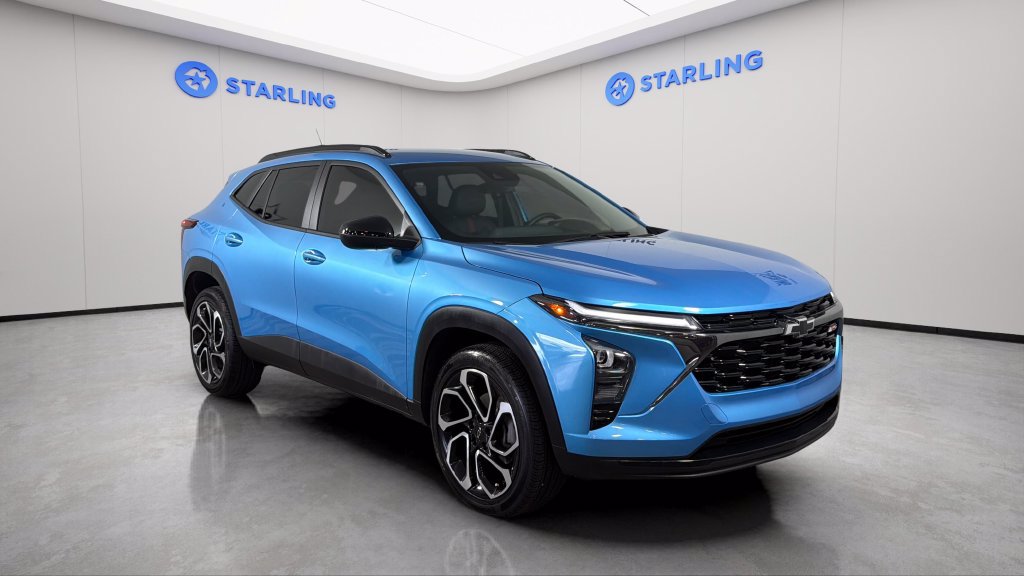 Certified 2025 Chevrolet Trax RS w/ Driver Confidence Package FWD image 13