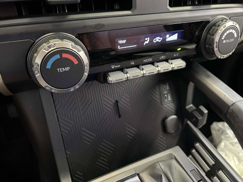 Used 2026 Toyota Tacoma SR5 RWD image 23