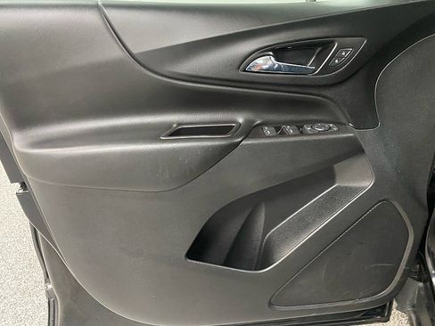 Used 2020 Chevrolet Equinox LT image 8