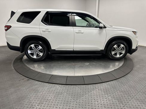 Certified 2024 Honda Pilot EX-L image 15