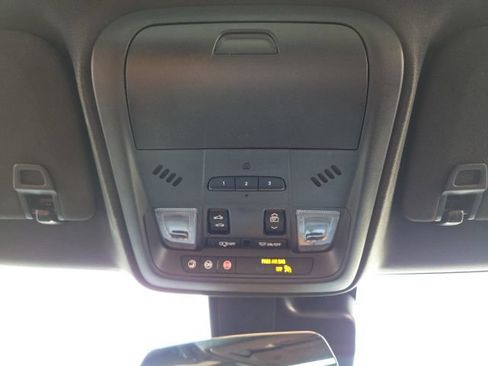 Used 2021 Cadillac XT4 Premium Luxury w/ Sun And Sound Package AWD/4WD image 70