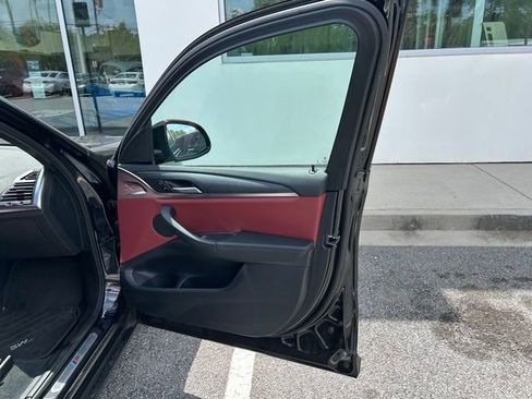 Used 2023 BMW X3 sDrive30i w/ M Sport Package image 13