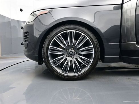 Used 2022 Land Rover Range Rover Westminster Edition image 6