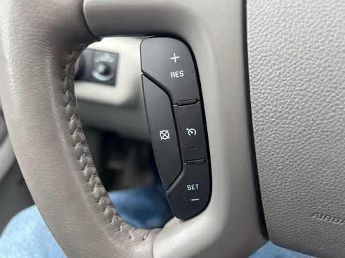 Used 2012 Buick Enclave Premium w/ Trailering Provision Package AWD/4WD image 26