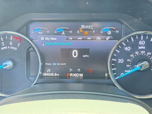 Used 2019 Ford Expedition Platinum AWD/4WD image 25