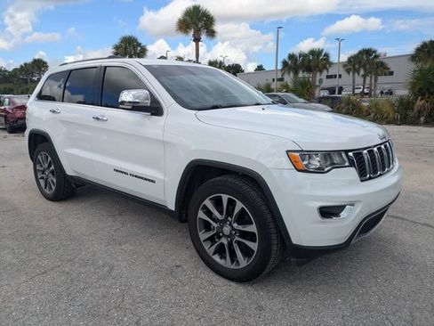 Used 2018 Jeep Grand Cherokee Limited RWD image 1