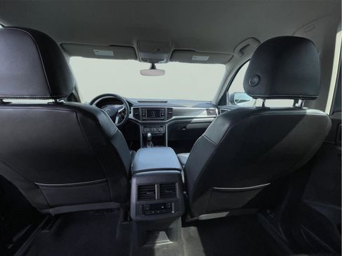 Used 2023 Volkswagen Atlas SE AWD/4WD image 18