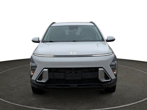 Certified 2025 Hyundai Kona SEL AWD/4WD image 10
