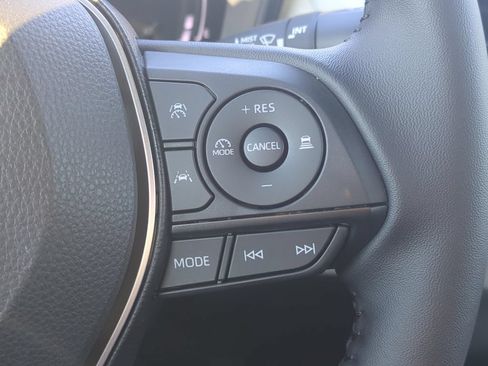 Used 2026 Toyota Corolla SE FWD image 30