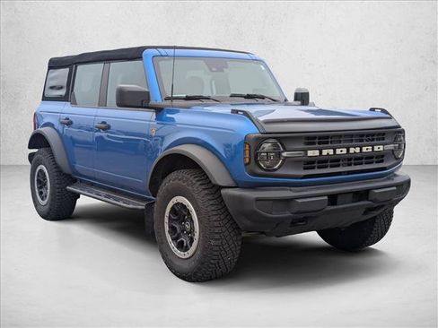 Used 2022 Ford Bronco 4-Door w/ Sasquatch Package AWD/4WD image 3
