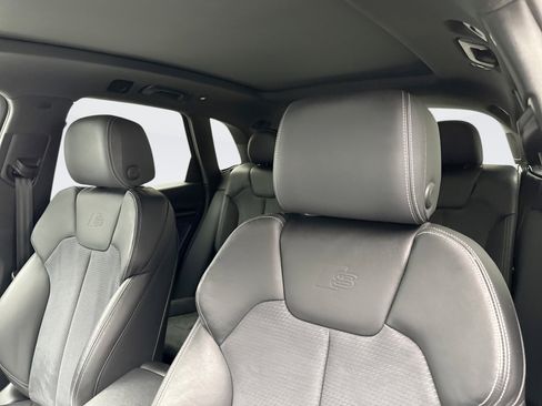 Used 2023 Audi SQ5 Premium Plus w/ Premium Plus Package AWD/4WD image 10