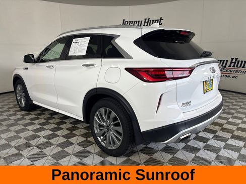 Used 2023 INFINITI QX50 Luxe FWD image 7
