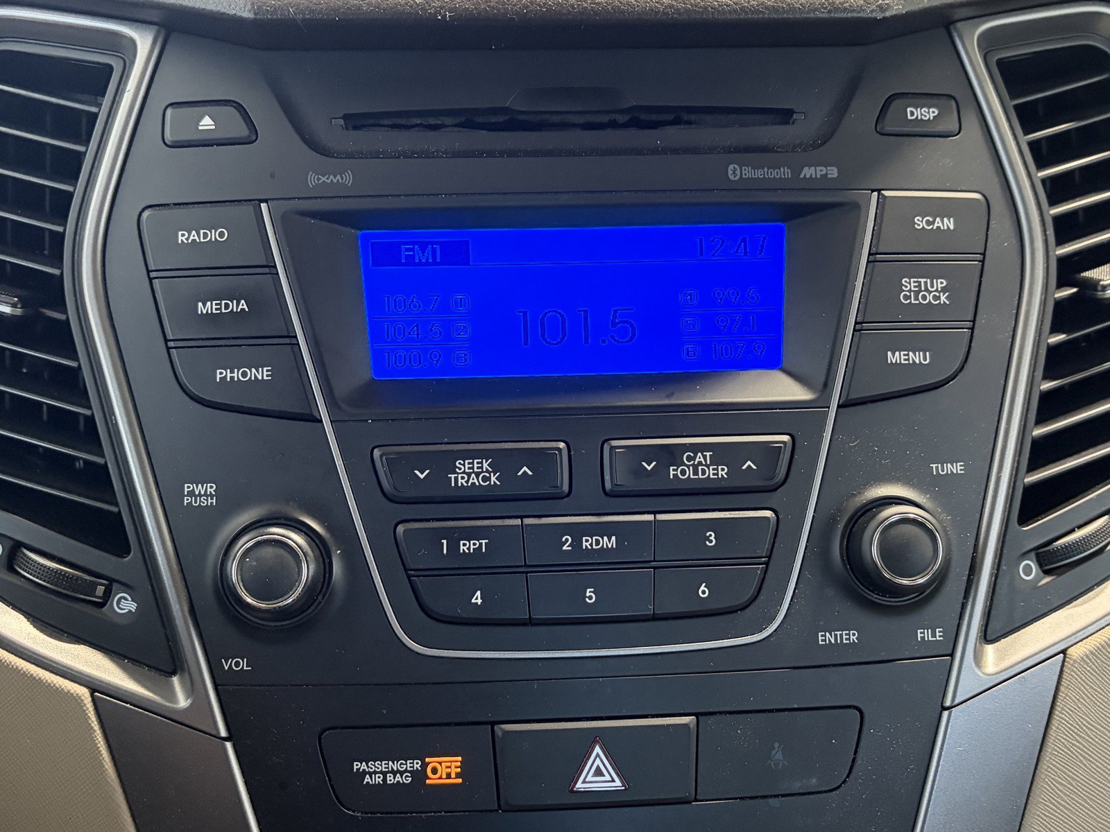 Used 2015 Hyundai Santa Fe Sport AWD/4WD image 12