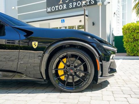 Used 2024 Ferrari Purosangue AWD/4WD image 34