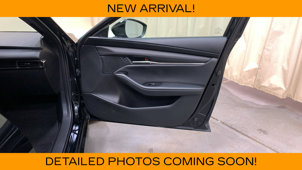 Used 2025 MAZDA MAZDA3 s FWD image 10