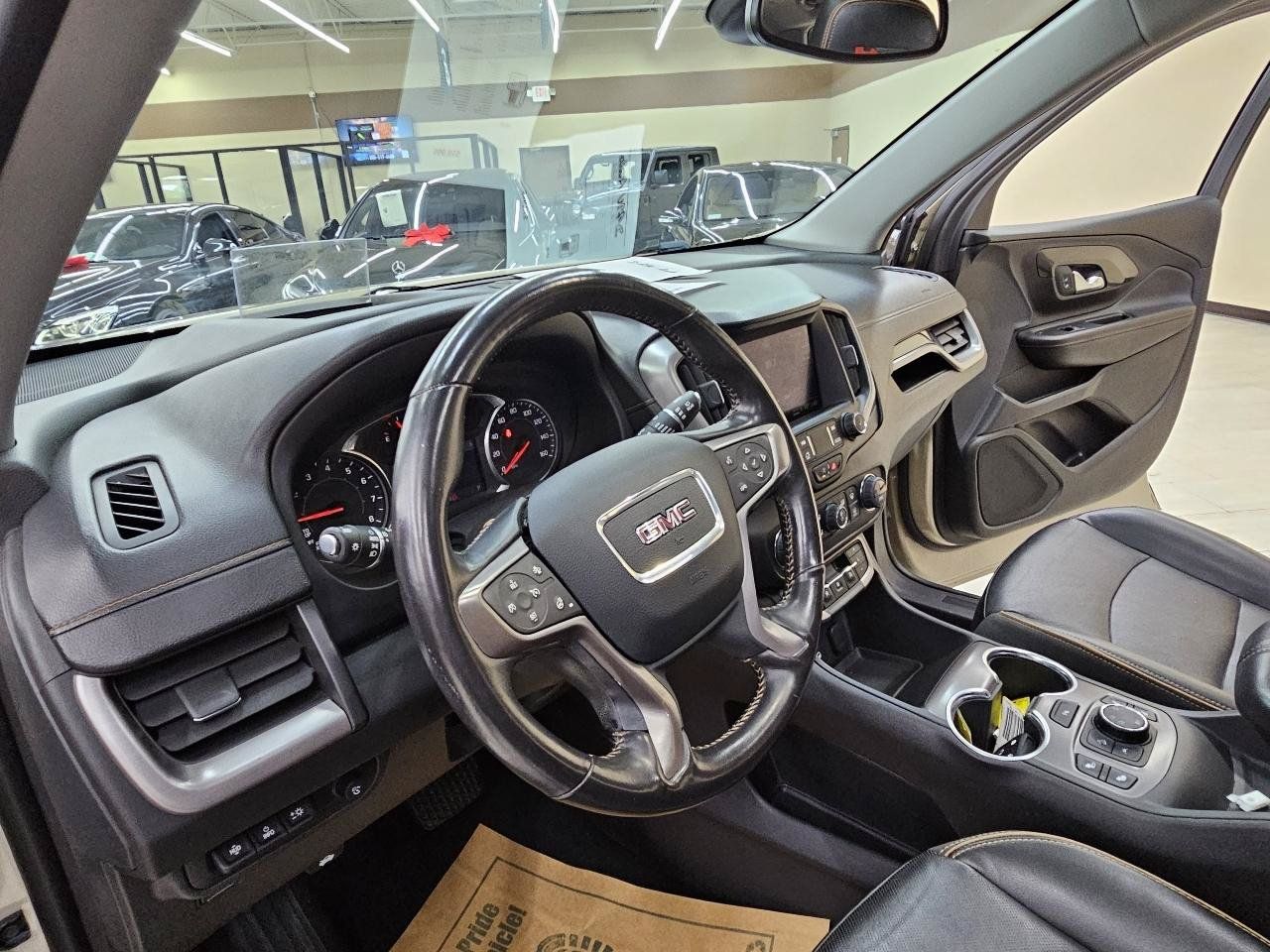 Used 2022 GMC Terrain AT4 w/ Tech Package AWD/4WD image 19