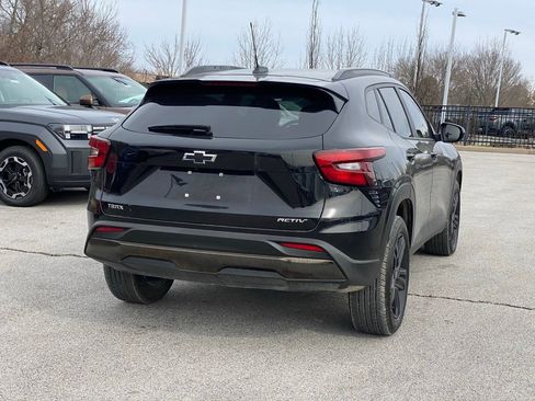 Used 2025 Chevrolet Trax ACTIV w/ Sunroof Package image 6