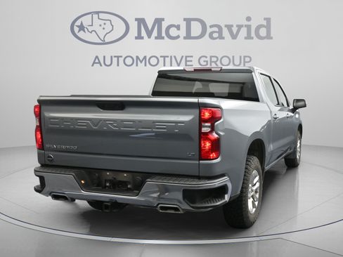 Used 2024 Chevrolet Silverado 1500 LT w/ Z71 Off-Road Package AWD/4WD image 8
