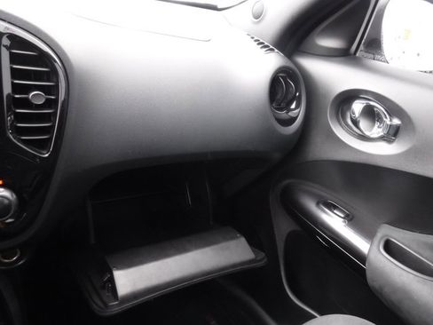 Used 2014 Nissan Juke NISMO w/ Interior Illumination Package image 21