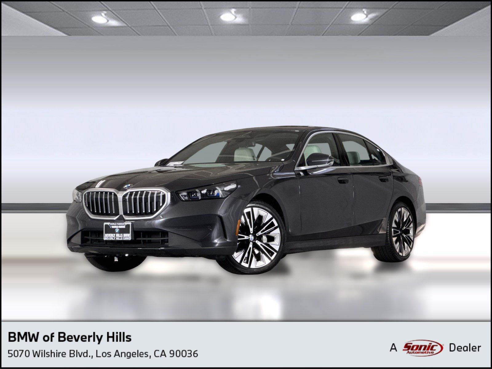 Used 2026 BMW 530i w/ Premium Package RWD image 1