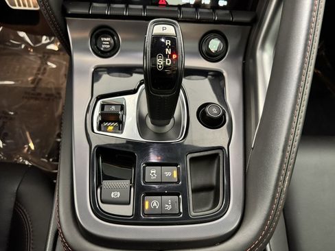 Used 2017 Jaguar F-TYPE R image 26
