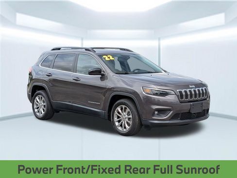 Used 2022 Jeep Cherokee Latitude Lux w/ Sun & Sound Group FWD image 9