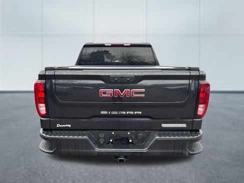 Used 2022 GMC Sierra 1500 Elevation image 3