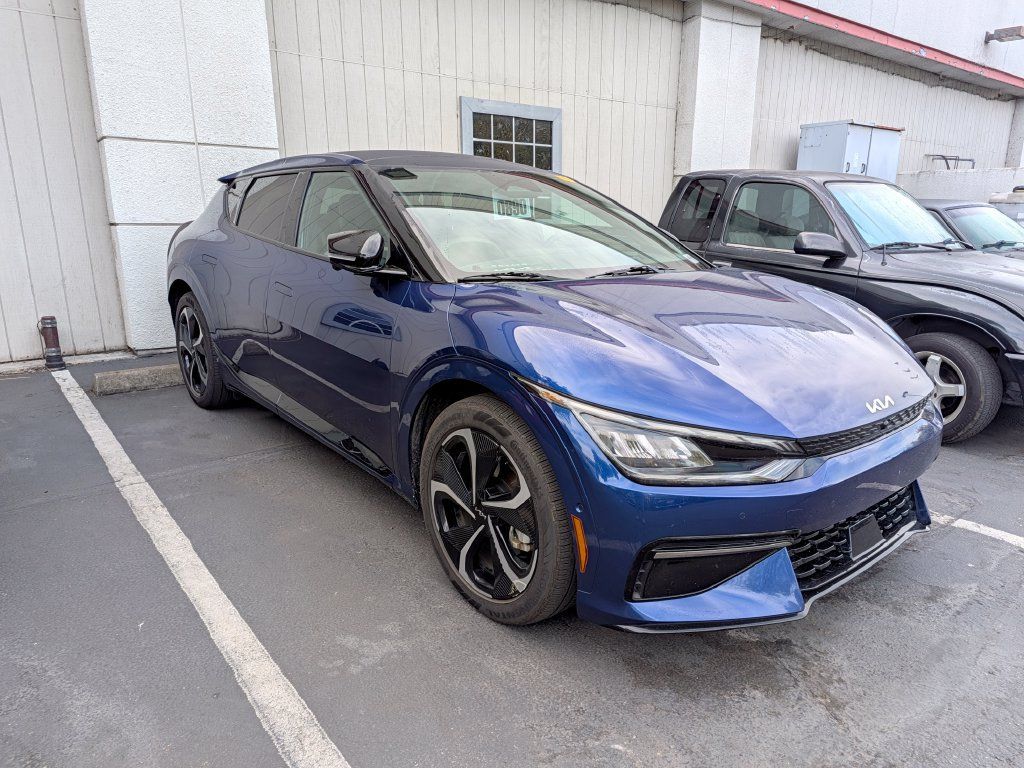 Used 2022 Kia EV6 GT-Line w/ GT-Line Suede Seat Package AWD/4WD image 4