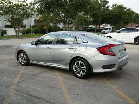 Used 2018 Honda Civic LX image 12