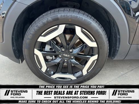 Used 2025 Kia Telluride S FWD image 14