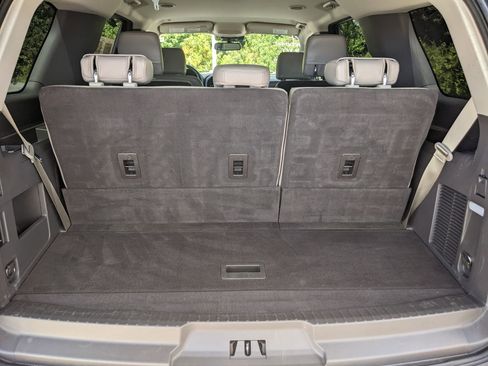 Used 2021 Ford Expedition XLT image 29