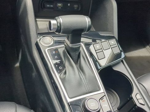 Used 2024 Kia Sportage EX FWD image 27