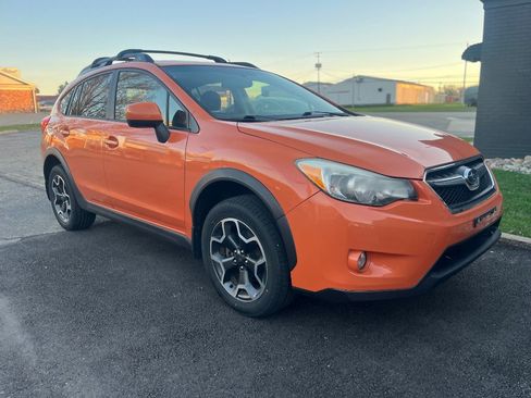 Used 2014 Subaru Crosstrek 2.0i Limited image 3