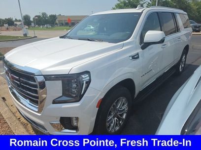 Used 2022 GMC Yukon XL SLT w/ SLT Luxury Package