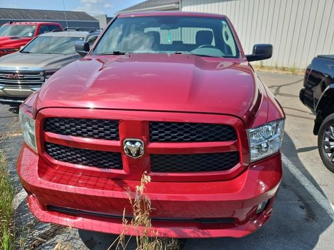 Used 2014 RAM 1500 Express AWD/4WD image 2