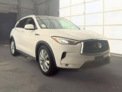 Used 2019 INFINITI QX50 Essential w/ Proactive Package AWD/4WD image 3