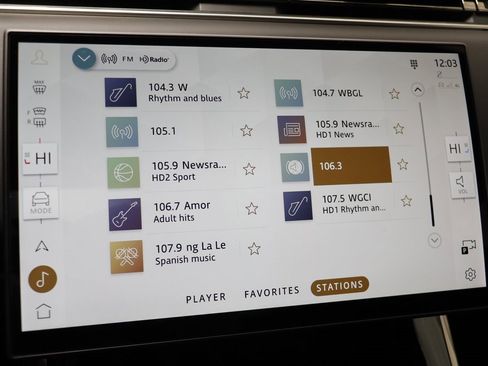 Used 2025 Land Rover Range Rover Sport SE image 9