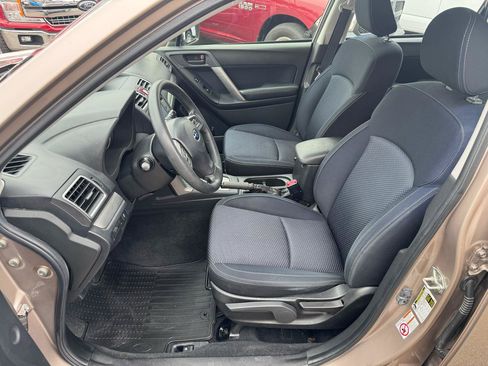 Used 2016 Subaru Forester 2.5i w/ Alloy Wheel Package AWD/4WD image 13