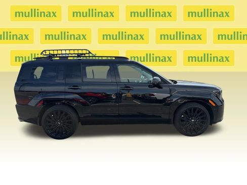 Used 2025 Hyundai Santa Fe Calligraphy image 12