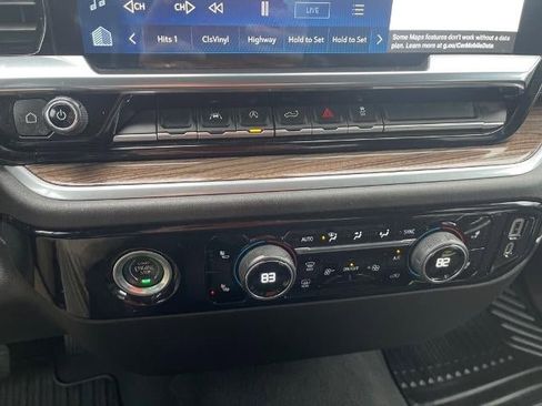 Used 2022 Chevrolet Silverado 1500 LT image 14