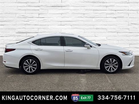 Used 2021 Lexus ES 350 w/ Premium Package image 4