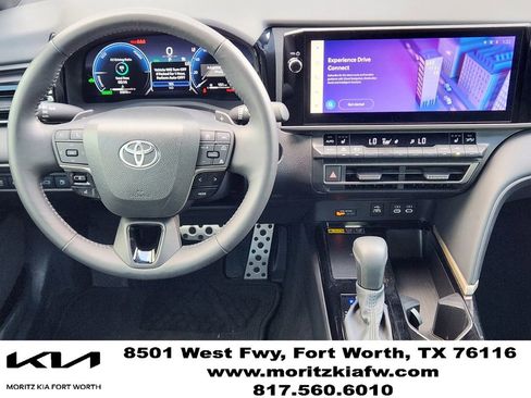 Used 2025 Toyota Camry XSE FWD image 25