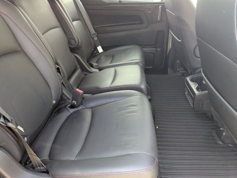 Used 2023 Honda Odyssey Sport image 12