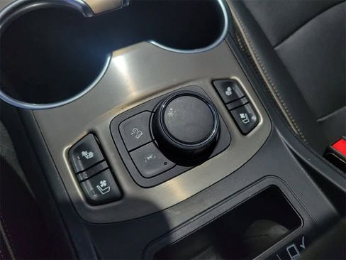 Used 2019 GMC Terrain Denali w/ Driver Alert Package II image 29