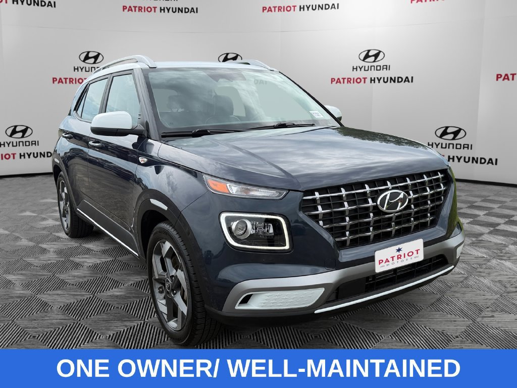 Used 2023 Hyundai Venue Limited FWD 360° Tour