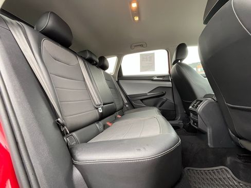 Used 2022 Volkswagen Taos SE w/ IQ.Drive SE Package image 13