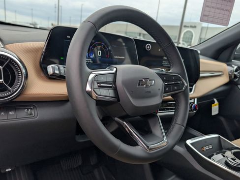 New 2026 Chevrolet Equinox ACTIV w/ Convenience Package III image 8