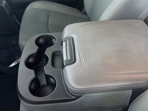 Used 2017 RAM 1500 Express image 18