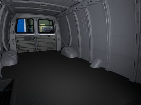 New 2026 Chevrolet Express 2500 Extended RWD image 17