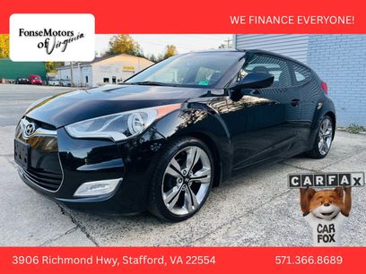 Used 2014 Hyundai Veloster w/ Technology Package 03